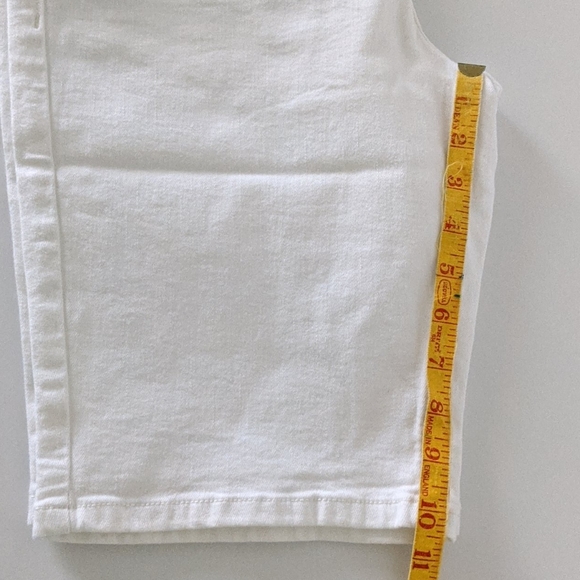 Calvin Klein City Short - Picture 9 of 9